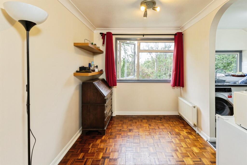 Apartment in Reading - More