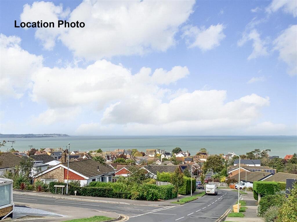 Sandpiper Road, Whitstable photo 2
