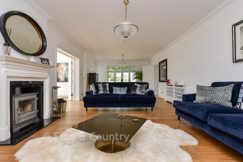 House in Broadstairs, Kingsgate - View 3