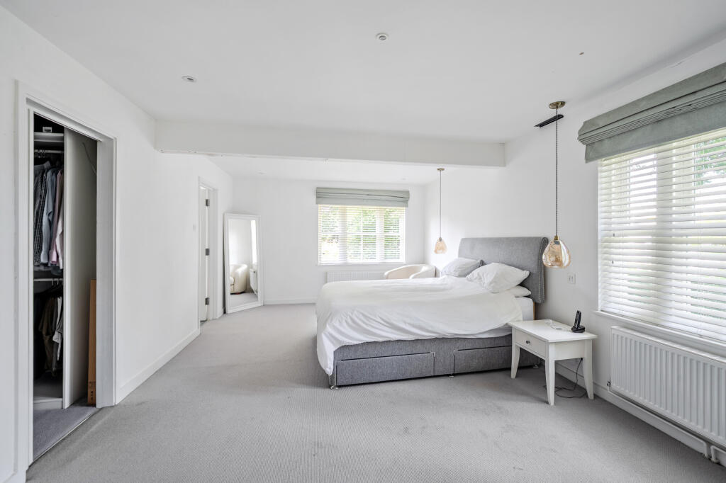 House in Stevenage - More