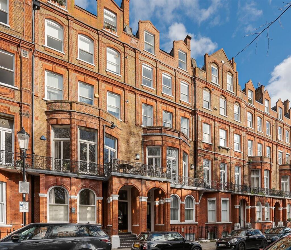 Main image of property: Gledhow Gardens, London