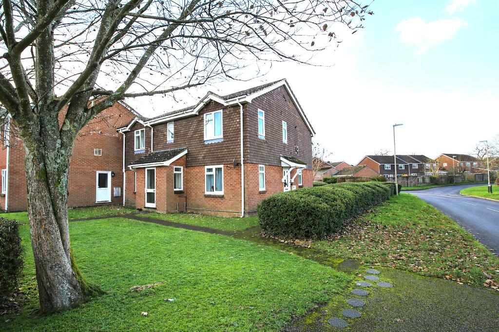 Main image of property: Mimosa Close, Lindford, Bordon, Hampshire, GU35