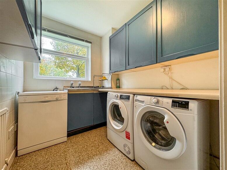 Additional image 8 of Carlton Road, Harpenden, AL5