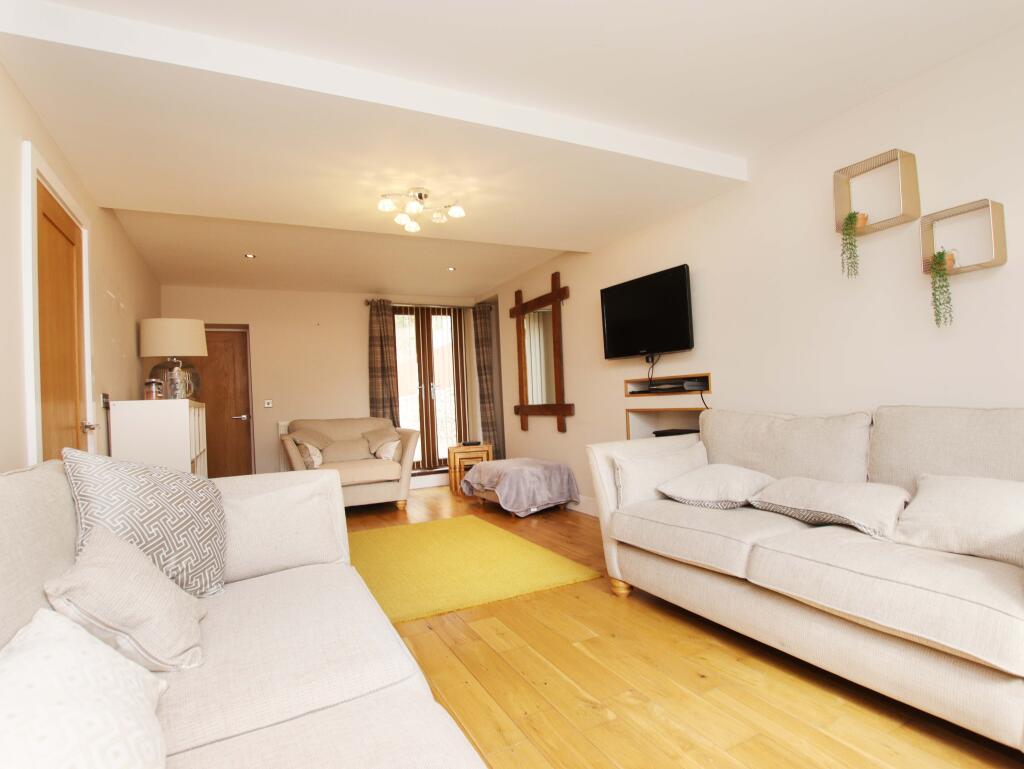 House in Newport, Tredegar - View 4