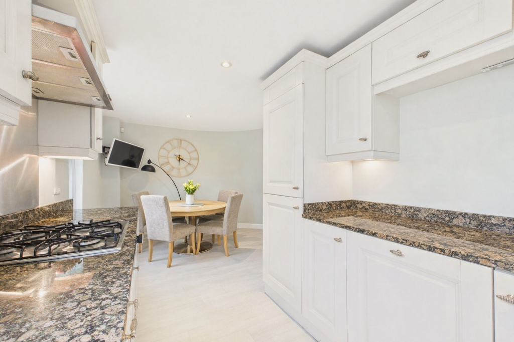 Apartment in Newcastle upon Tyne, Tyne and Wear - View 5