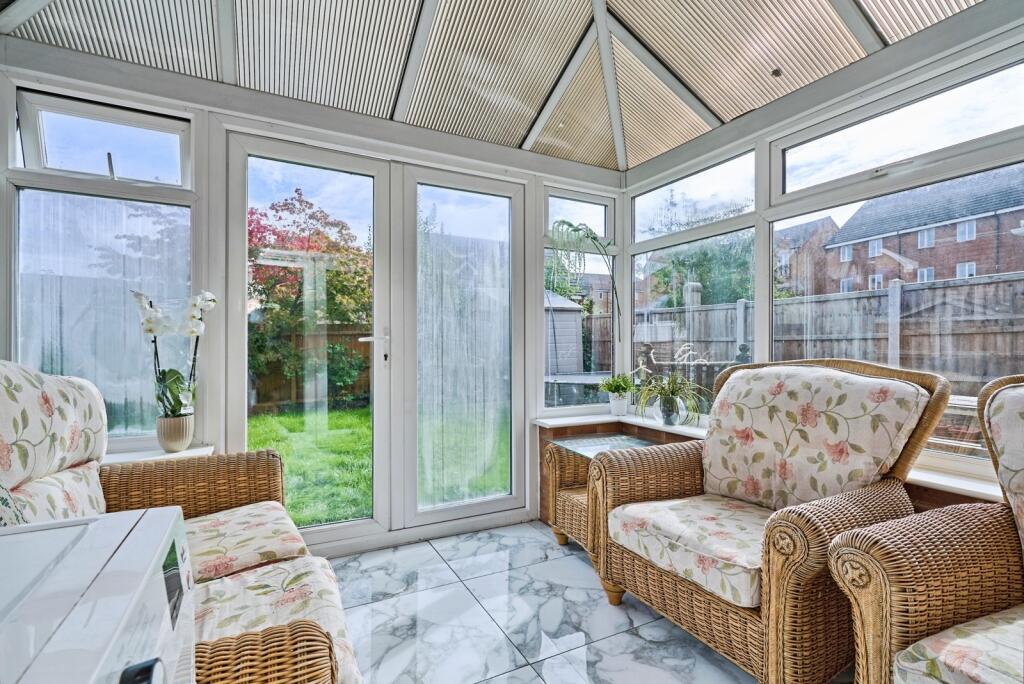 House in Sandwell, West Midlands - More