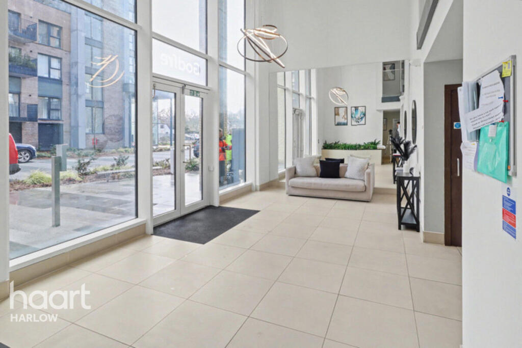 Apartment in Chelmsford - View 4