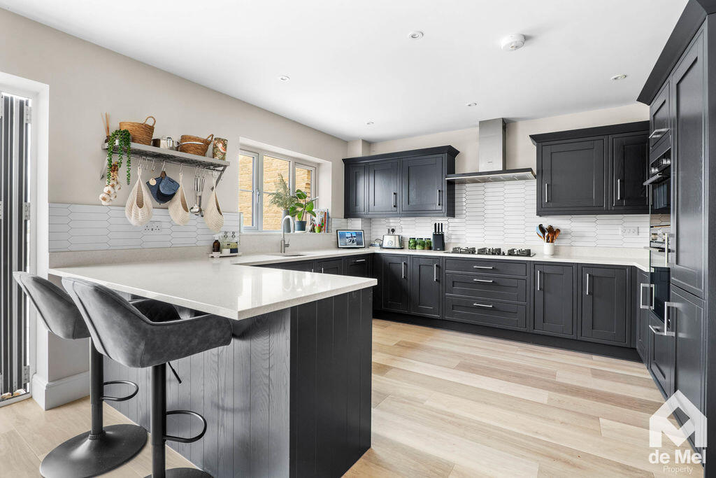 House in Tewkesbury, Gotherington - View 5