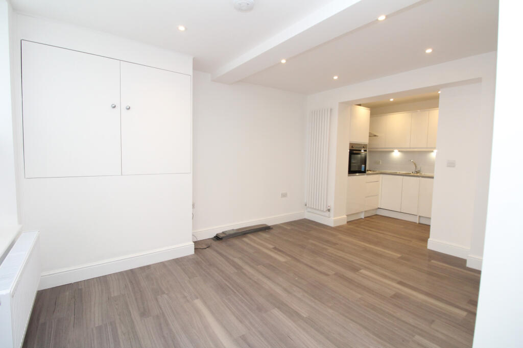 Apartment in London, New Cross - View 4