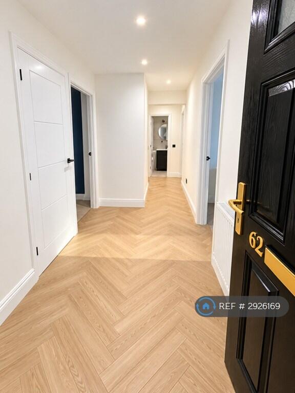 Main image of property: Aysgarth Close, Harpenden, AL5