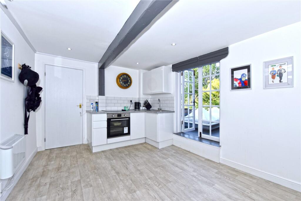 Main image of property: West Street, Marlow, Buckinghamshire, SL7
