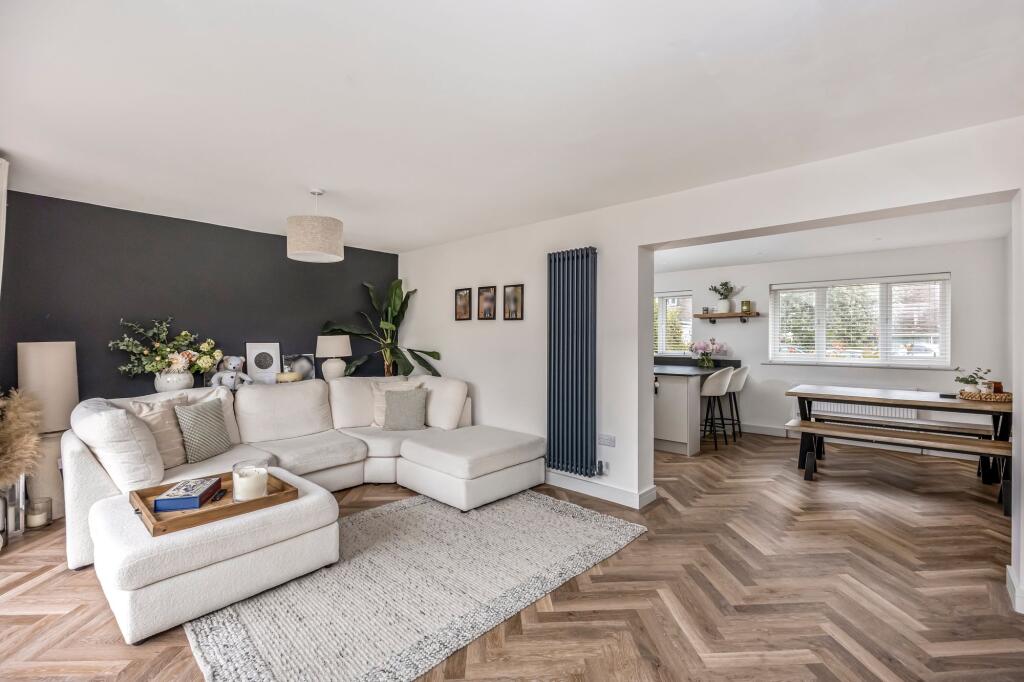 House in Steyning - More