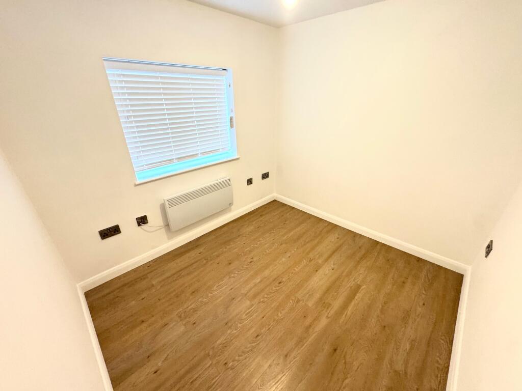 Apartment in Coventry - View 3