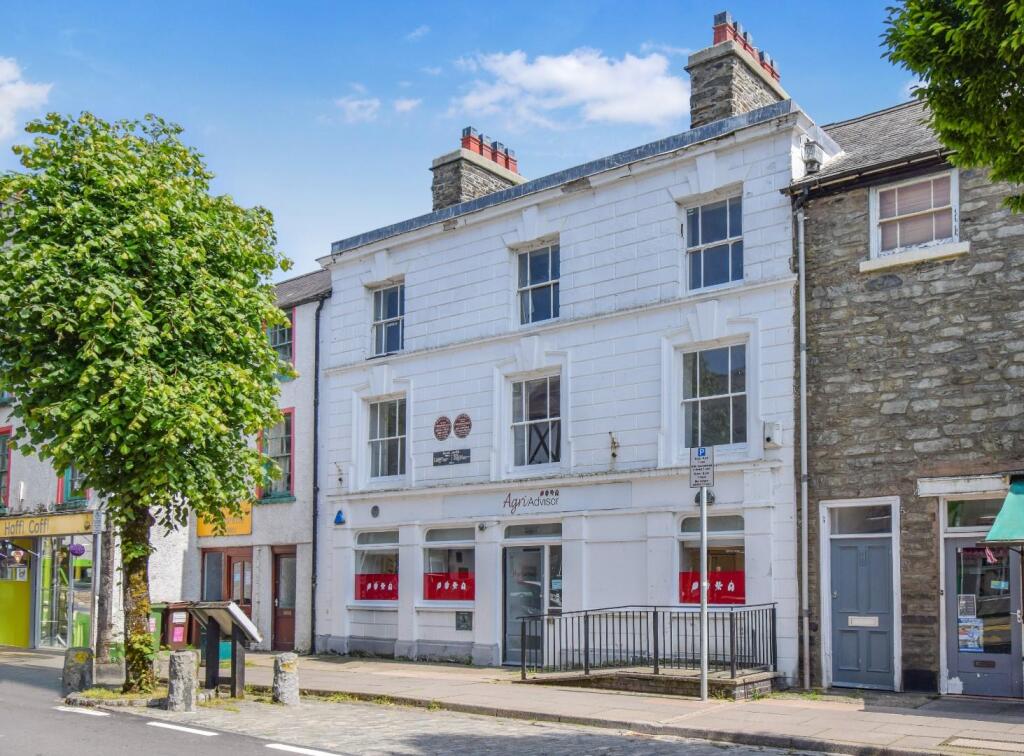 Main image of property: 68 - 70 High Street, Bala