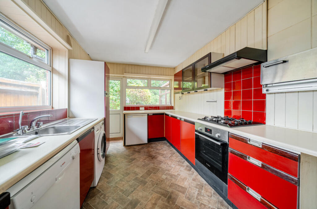 House in Guildford - View 3