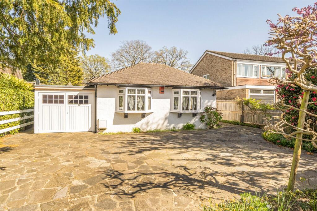 Main image of property: Bridle Road, Croydon