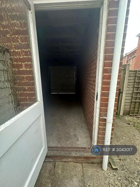 House in Norwich - More