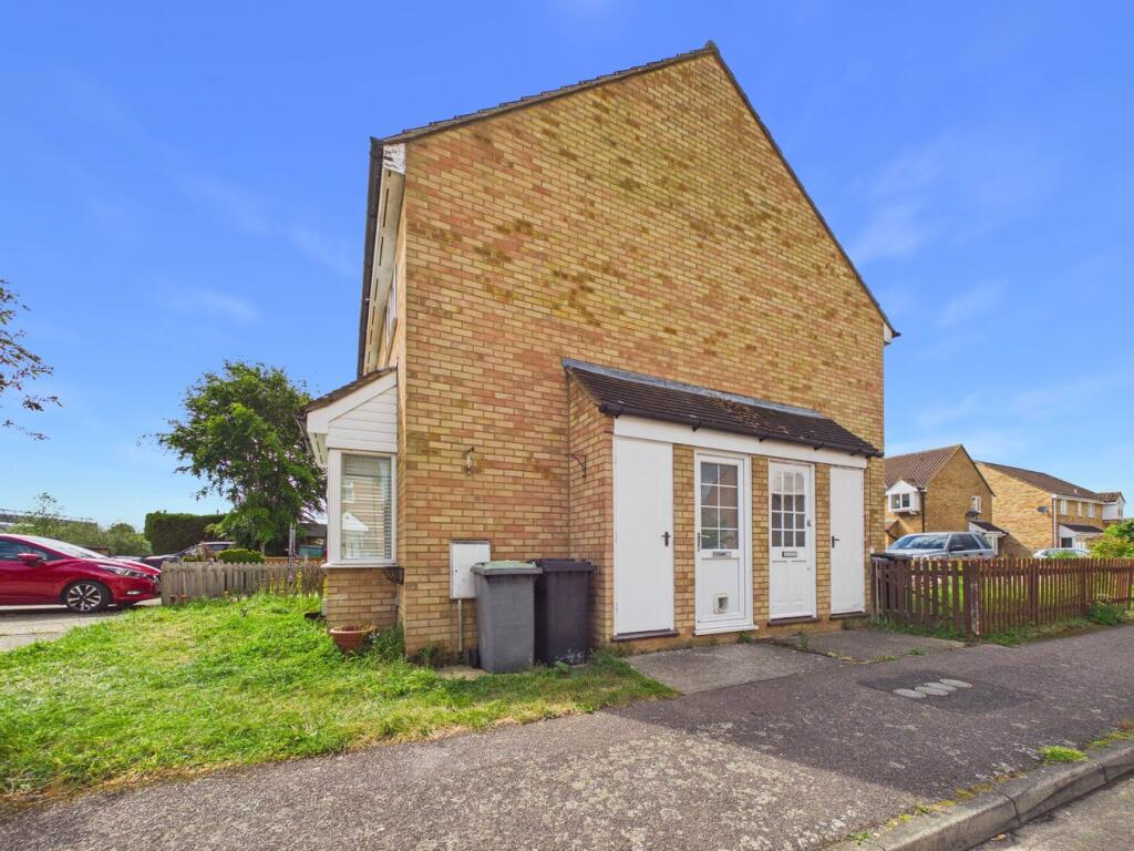 Main image of property: Lincoln Crescent, Biggleswade, SG18