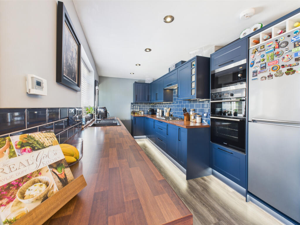 Meadow Close,  Clifton, PR4 photo 4