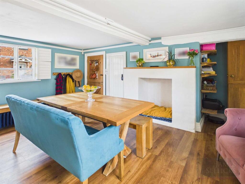 Home Farm Cottage, Husbands Bosworth - View 5
