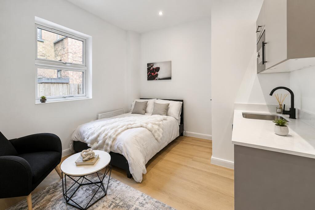 Studio flat for rent