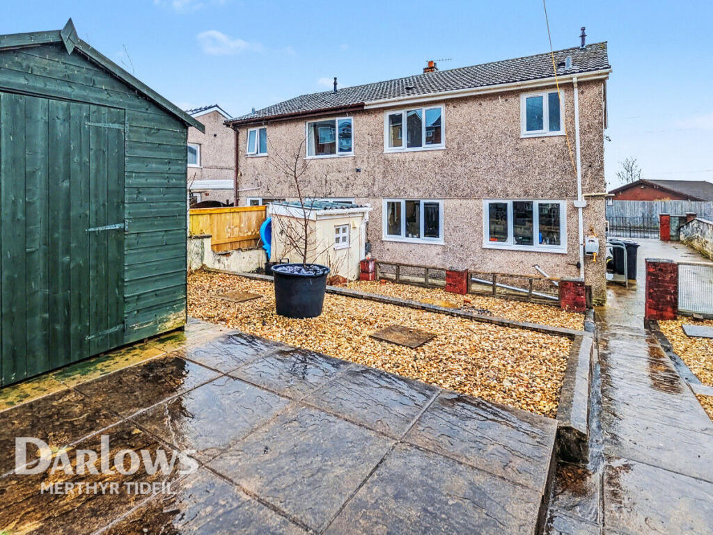 Laurel Close, Aberdare photo 3