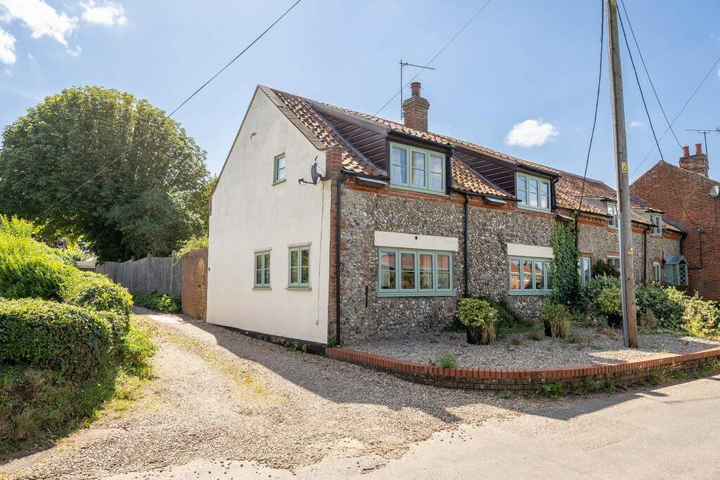 Main image of property: Hindringham