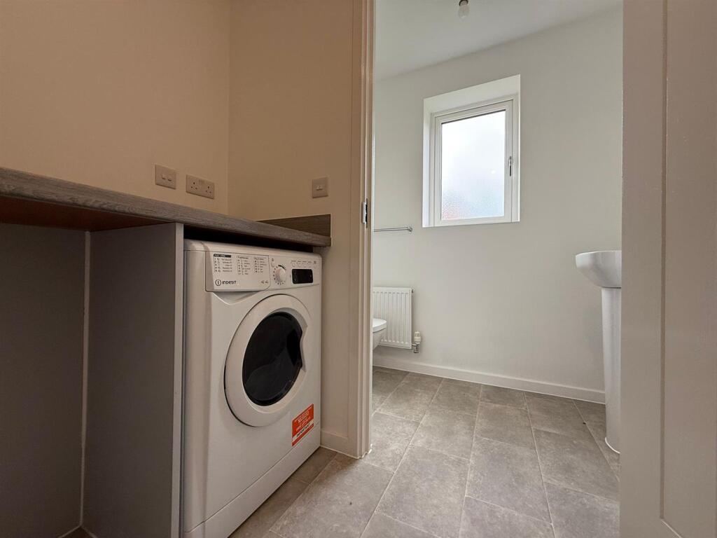 House in Huntingdonshire, Yaxley - View 5