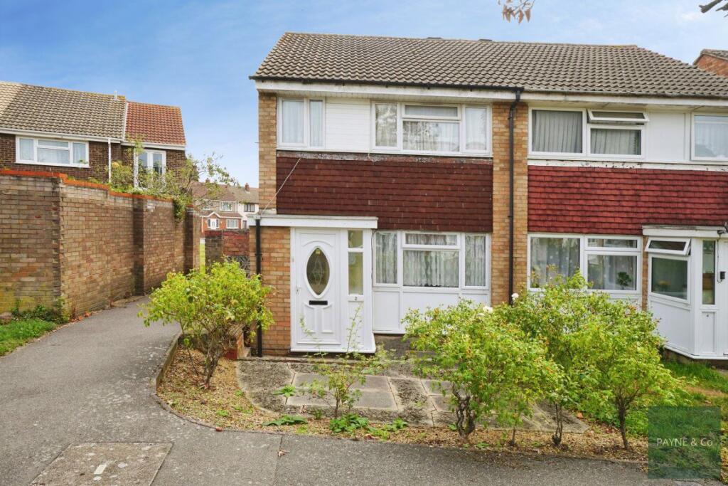 House in Romford - View 2