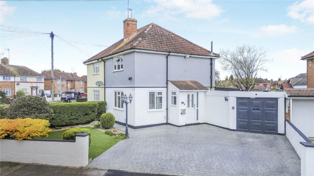 Main image of property: Thurlestone Gardens, Reading, Berkshire, RG2