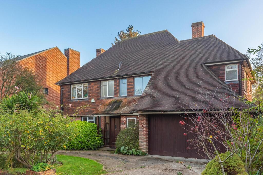 Main image of property: Frank Dixon Way, London, SE21