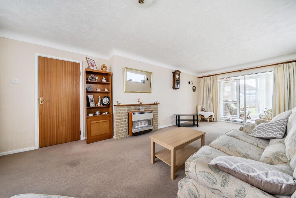 House in Havant, Wecock - View 2