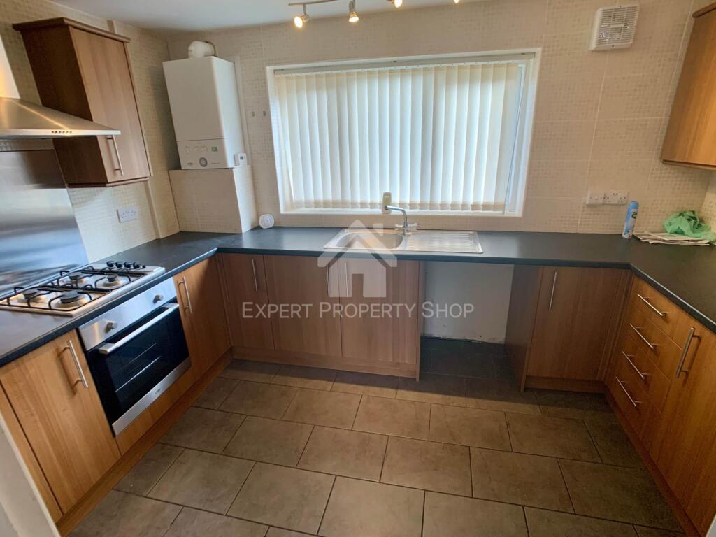Apartment in Bassetlaw, Shireoaks - More
