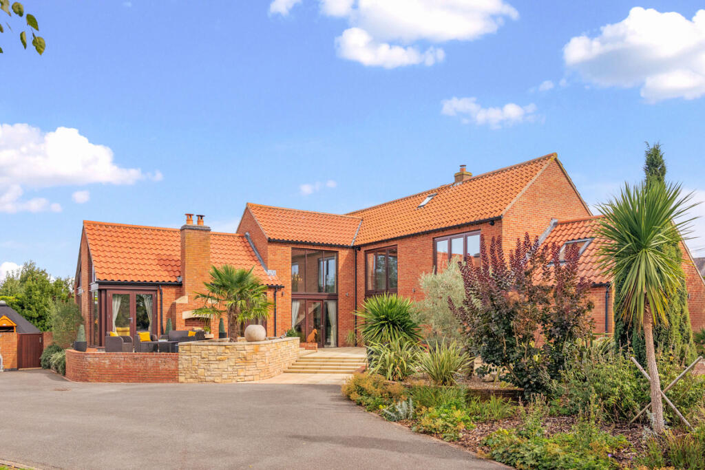 Main Street, Sibthorpe, Newark, NG23 photo 2