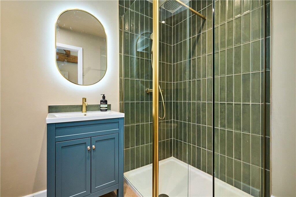 House in Leeds, Cross Green, Otley - View 4