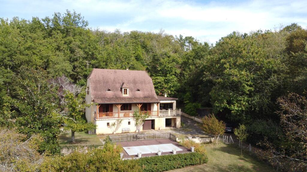 Main image of property: LES EYZIES-DE-TAYAC-SIREUIL