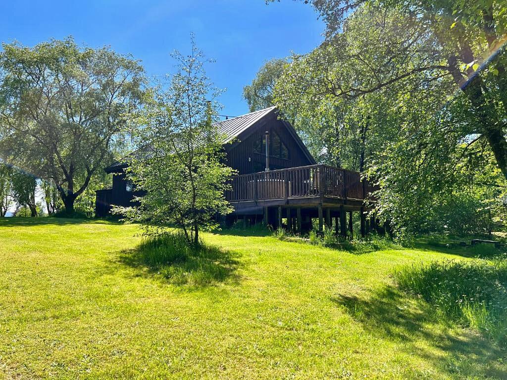 Fern Lodge, 8a Aweside Chalet Park, Dalavich, PA35 1HS photo 3