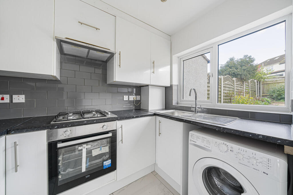 House in Dartford, Kent - View 4