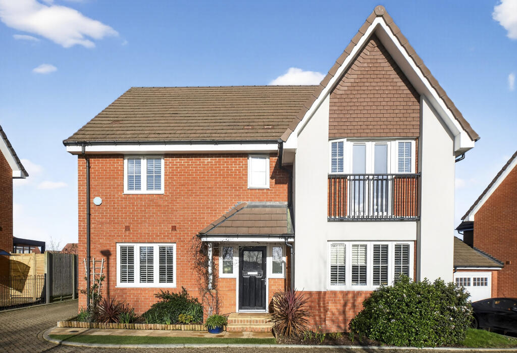 Main image of property: Gold Place, Bracknell, RG42