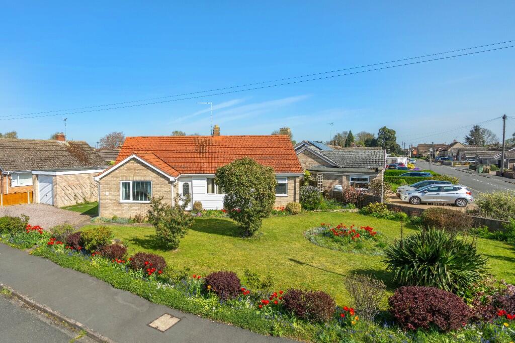 Main image of property: Meadway, Market Deeping, PE6