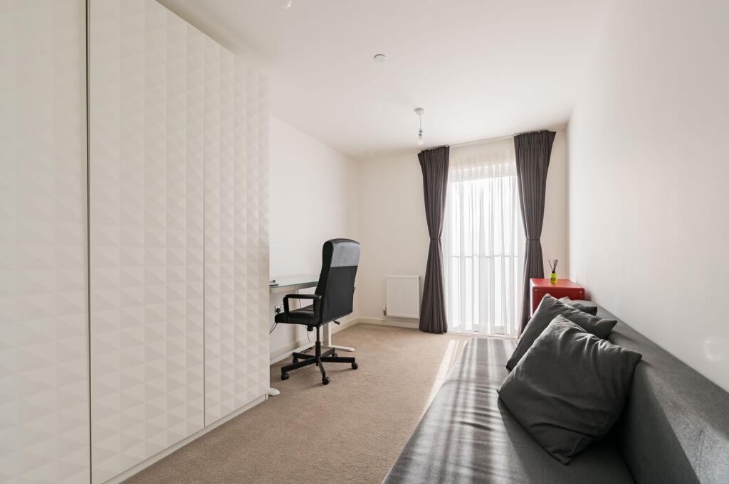 Apartment in London - More