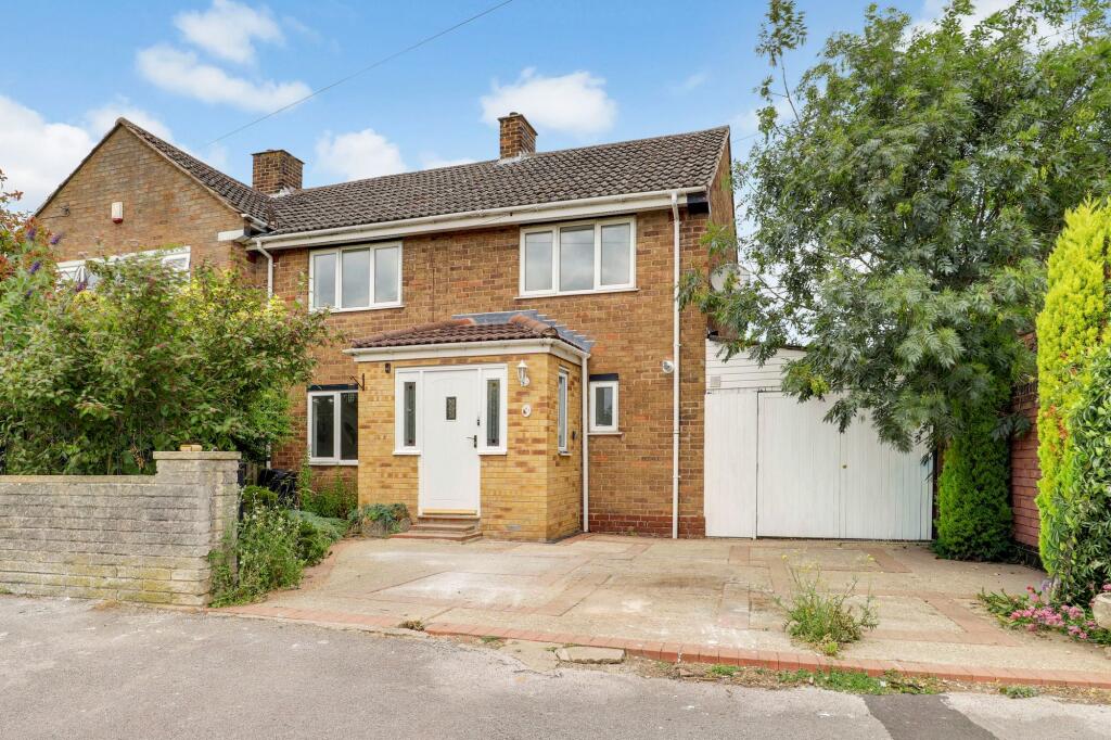 Main image of property: Crookdole Lane, Calverton, NG14