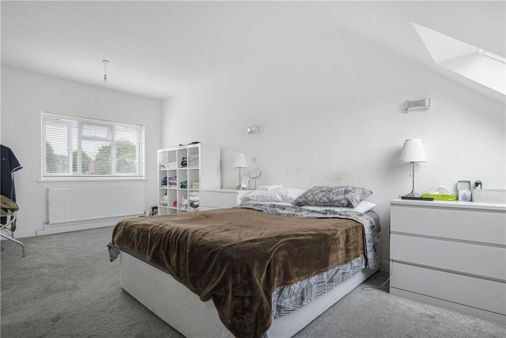 House in Orpington, St Paul's Cray - More