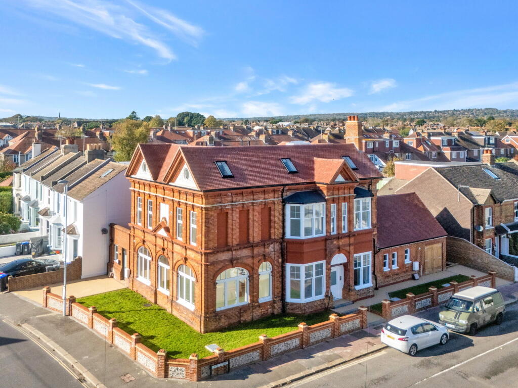 Northcourt Mansions, King Street, Worthing, BN14 7FL