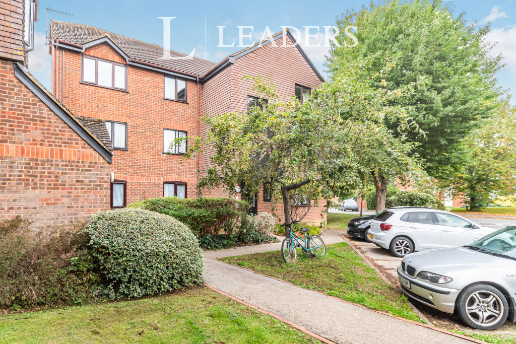 Main image of property: Haysman Close, Letchworth Garden City, Hertfordshire, SG6