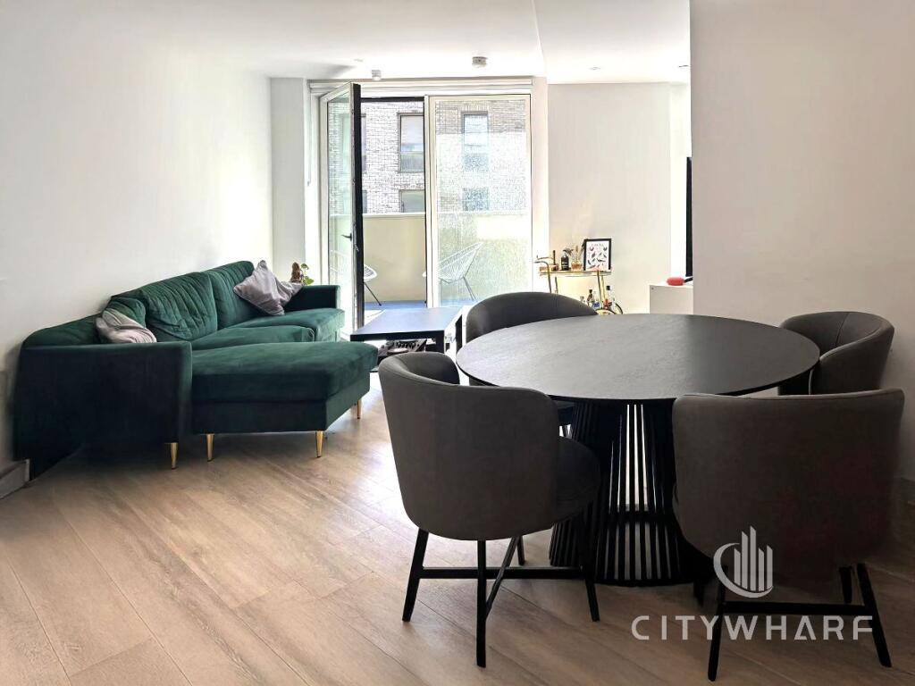Apartment in London - View 2
