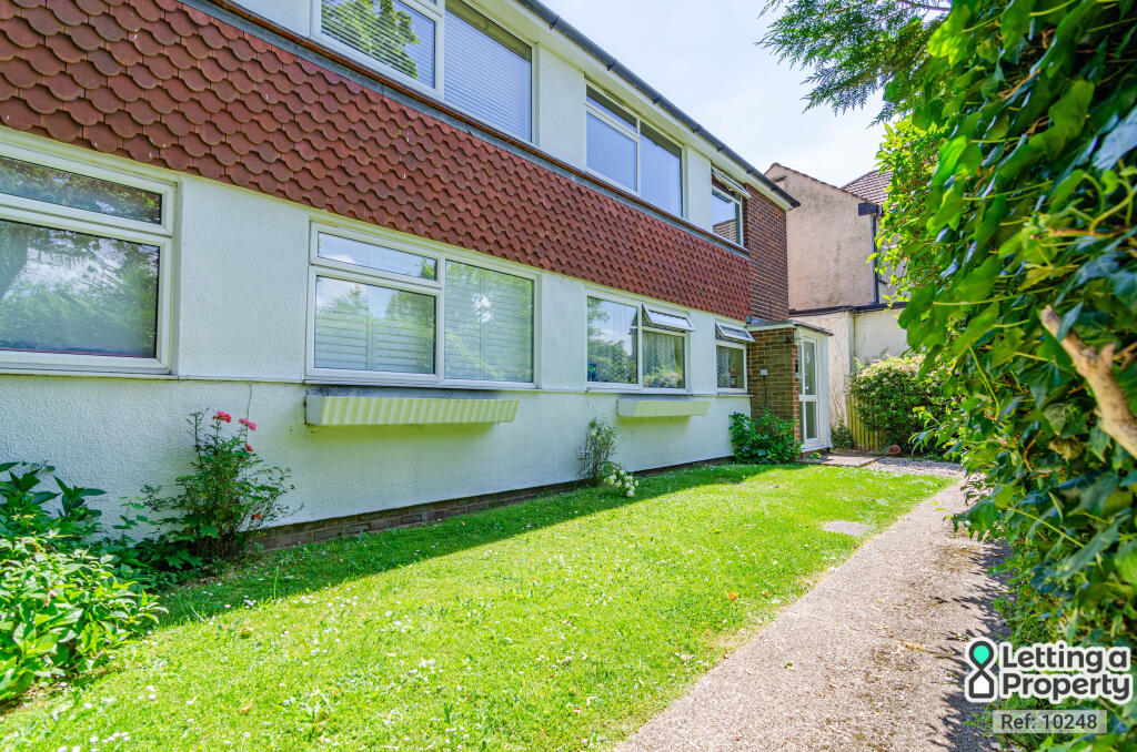 Main image of property: Trevor Close, Harrow, Greater London, HA3 6AE