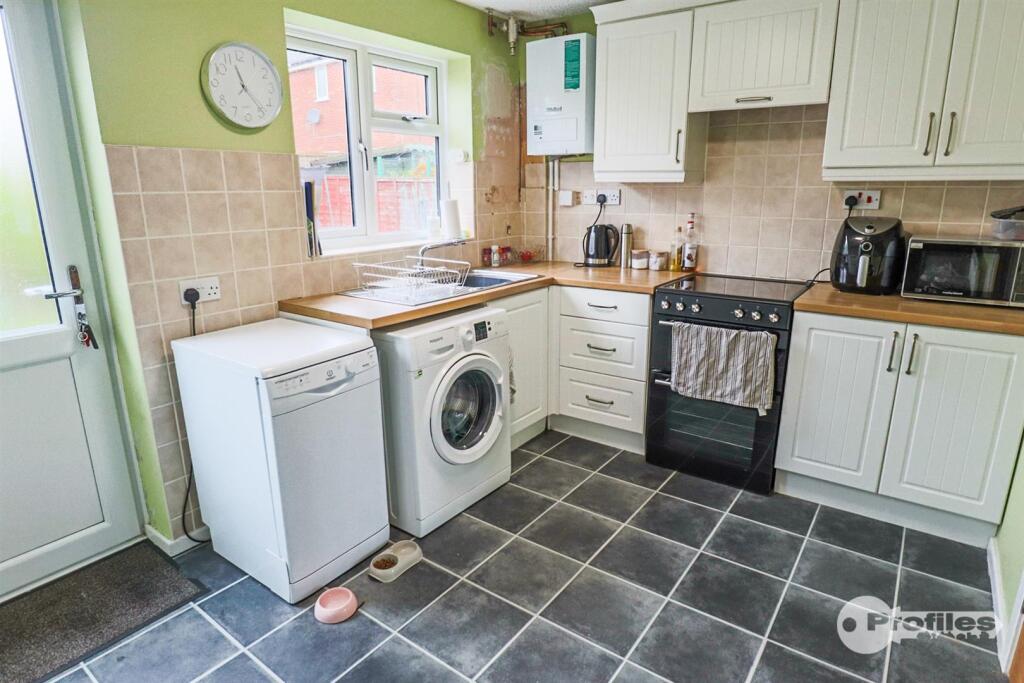 House in Hinckley and Bosworth, Leicestershire - View 3