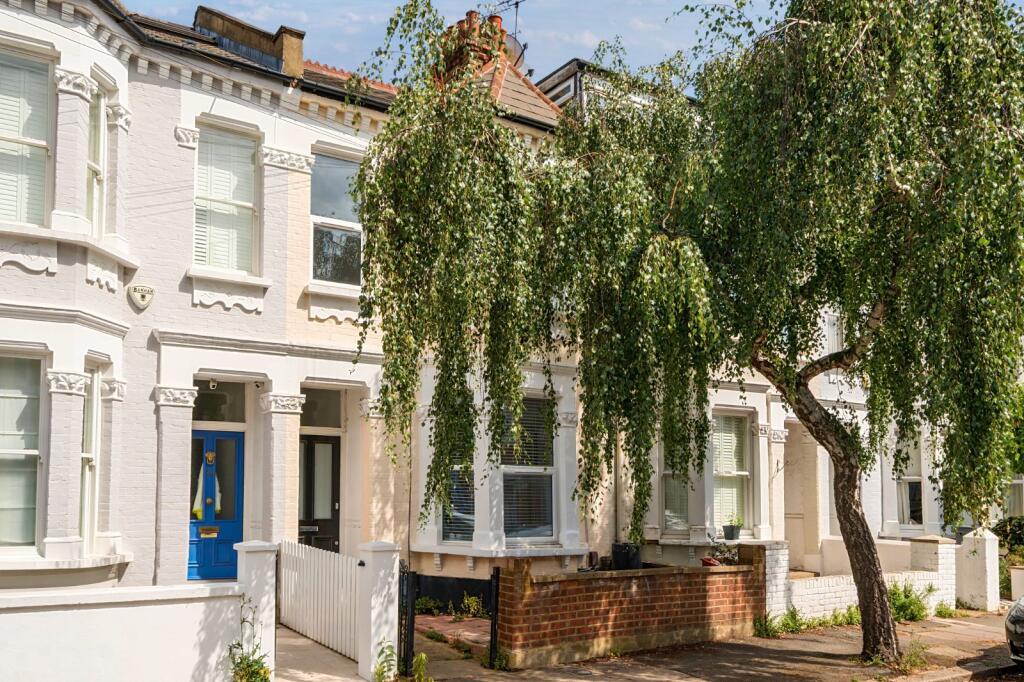 Main image of property: Wilton Avenue, Chiswick, London, W4