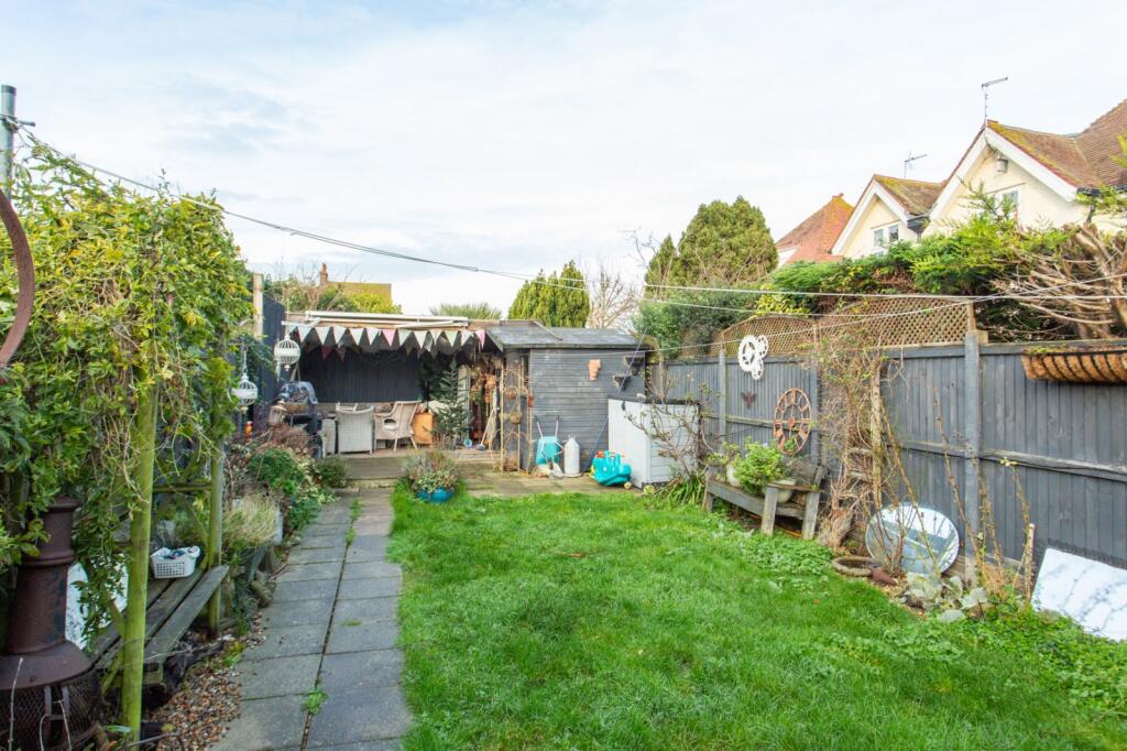 Selsea Avenue, Herne Bay, Kent, CT6 photo 4